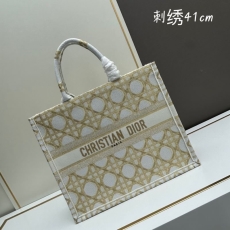 Christian Dior Shopping Bags